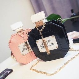 澜阔定型小包 箱包销售中的精致选择与创业机遇